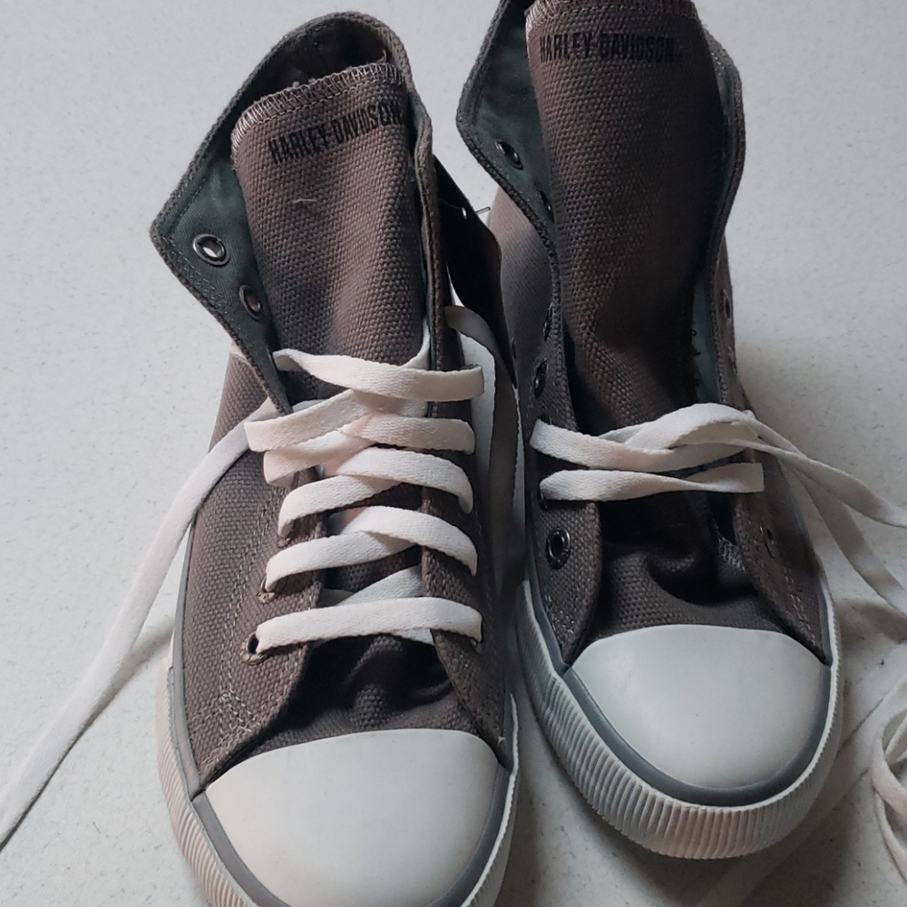 Harley-davidson gray hi top Chuck Taylors NWT